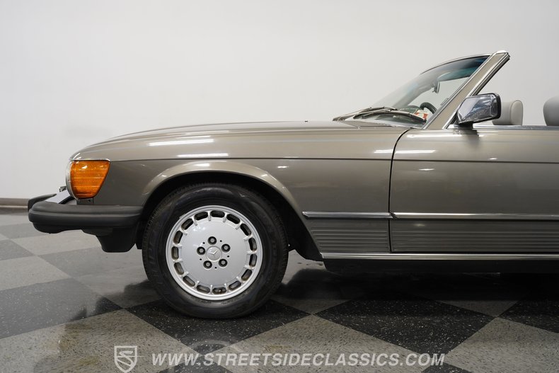 Mercedes-benz-Other-1985-Gray-Gray-35