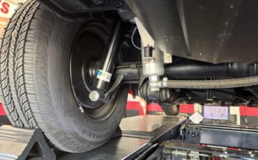 Mercedes-benz-Sl-class-1969-Signal-Red-Black-11