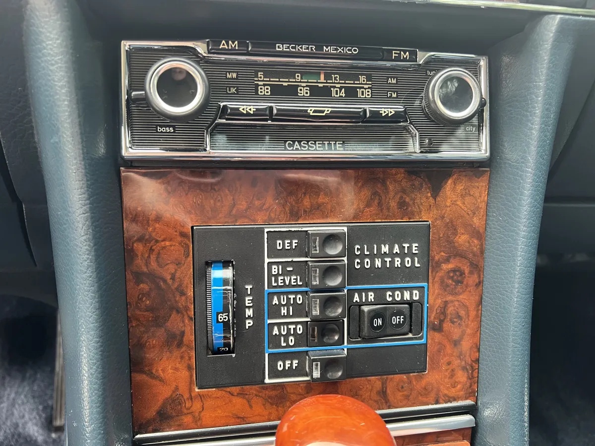 Mercedes-benz-Slc-1978-Silver-Blue-4