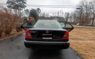 Mercedes-benz-c-class-1994-black-5