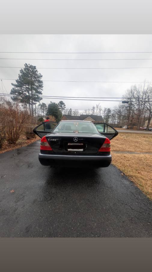 Mercedes-benz-c-class-1994-black-5