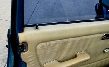 Mercedes-benz-c240-diesel-1978-12