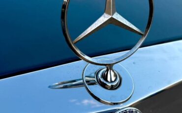 Mercedes-benz-c240-diesel-1978-4