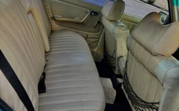 Mercedes-benz-c240-diesel-1978-7