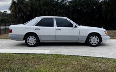 Mercedes-benz-e-420-1994-white-3