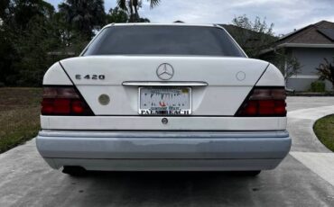 Mercedes-benz-e-420-1994-white-4