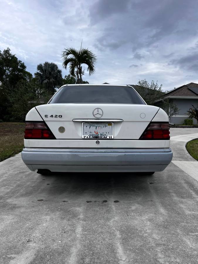 Mercedes-benz-e-420-1994-white-4