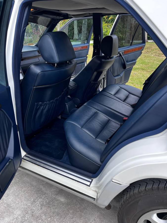 Mercedes-benz-e-420-1994-white-8