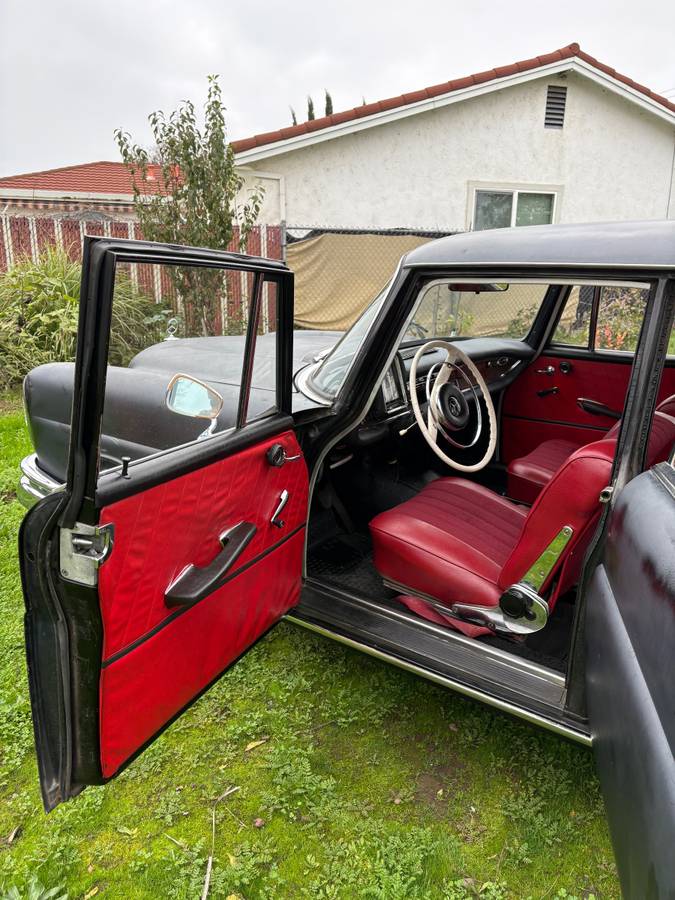Mercedes-benz-e-class-1964-black-1