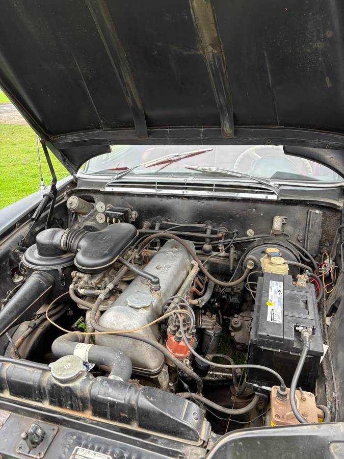 Mercedes-benz-e-class-1964-black-10