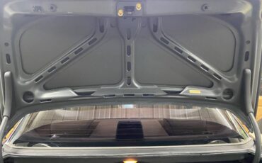 Mercedes-benz-e-class-1987-black-19