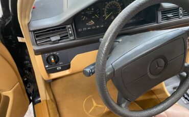 Mercedes-benz-e-class-1987-black-7