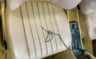 Mercedes-benz-e-class-1987-black-9