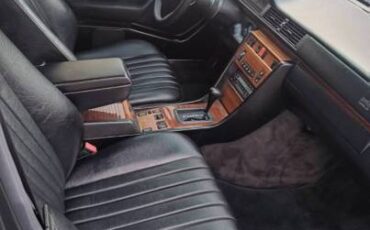 Mercedes-benz-e-class-1993-grey-5