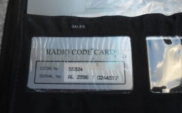 Mercedes-benz-e-class-1994-white-23