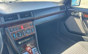 Mercedes-benz-e-class-1995-custom-111