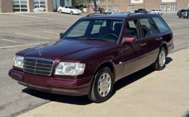 Mercedes-benz-e-class-1995-custom-12