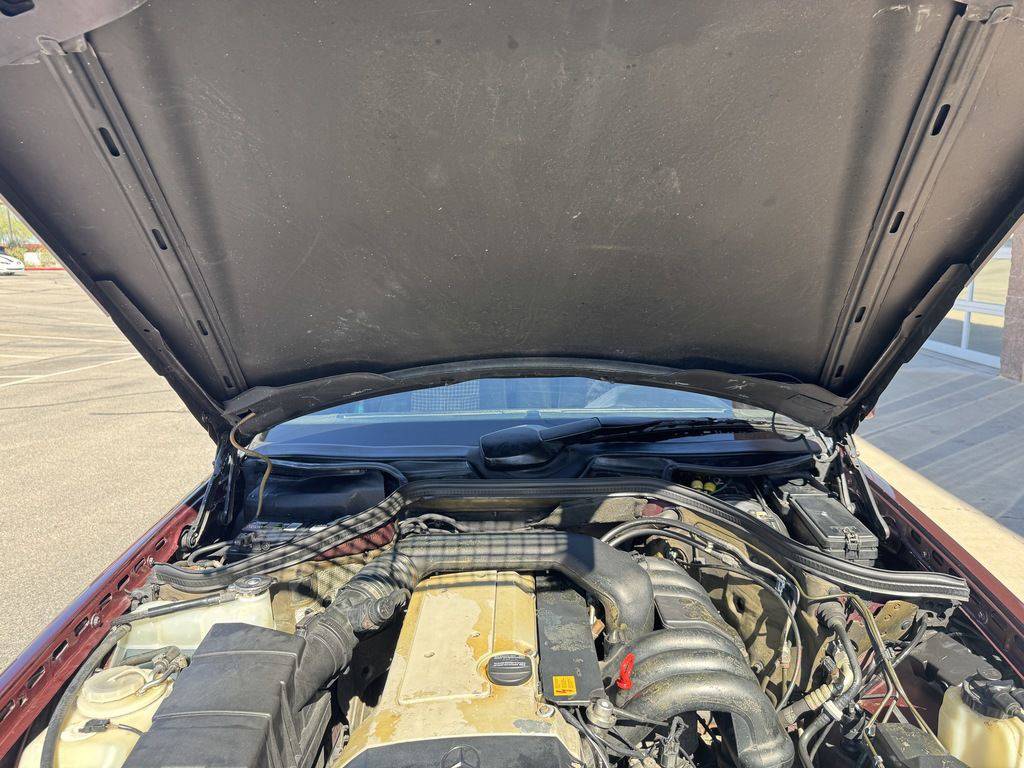 Mercedes-benz-e-class-1995-custom-46