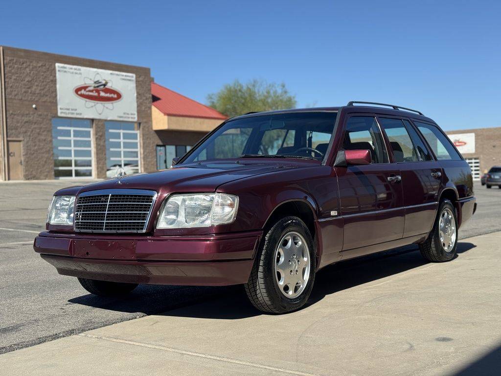 Mercedes-benz-e-class-1995-custom-74