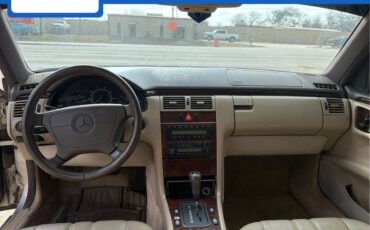 Mercedes-benz-e-class-diesel-1996-custom-1