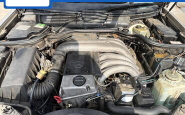 Mercedes-benz-e-class-diesel-1996-custom-11