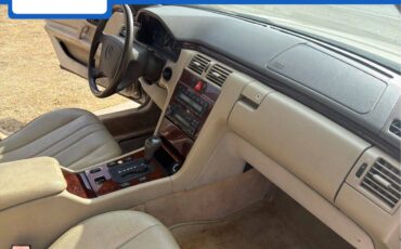 Mercedes-benz-e-class-diesel-1996-custom-17