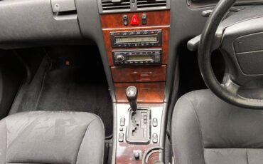 Mercedes-benz-e-class-e230t-touring-1996-grey-11