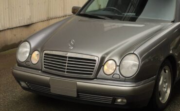 Mercedes-benz-e-class-e230t-touring-1996-grey-16