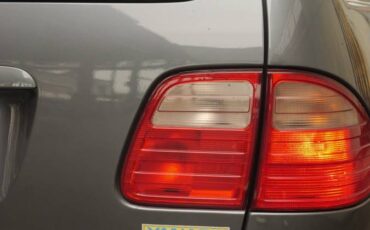 Mercedes-benz-e-class-e230t-touring-1996-grey-3