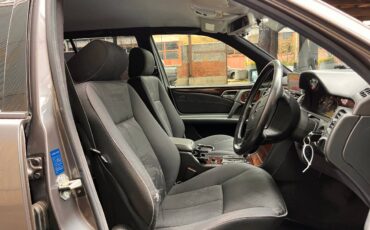 Mercedes-benz-e-class-e230t-touring-1996-grey-8