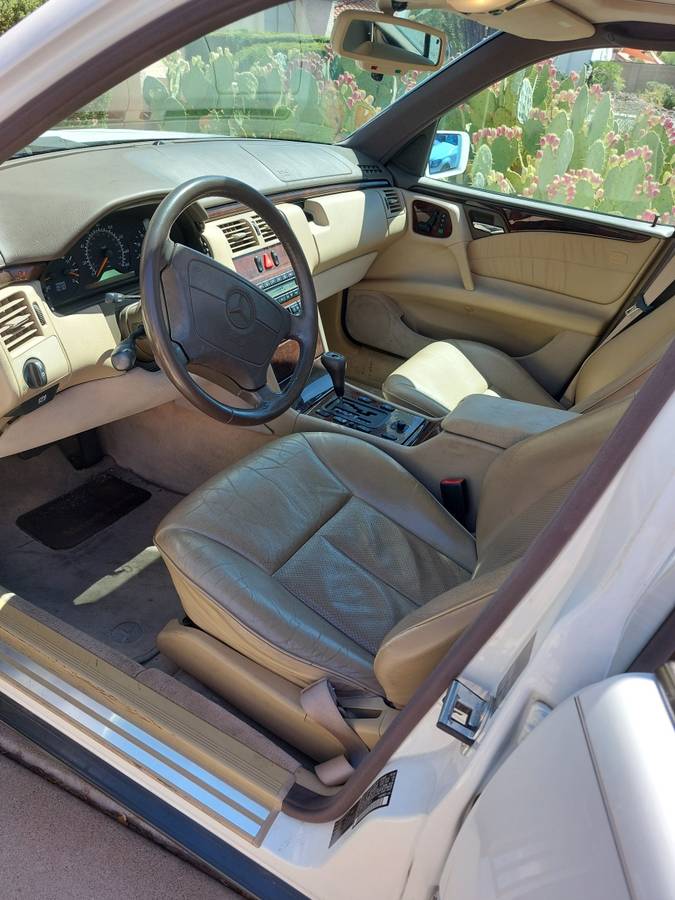 Mercedes-benz-e420-1996-white-2