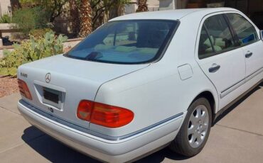 Mercedes-benz-e420-1996-white-7