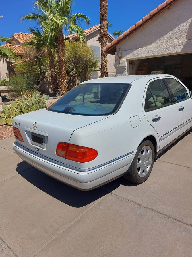 Mercedes-benz-e420-1996-white-7