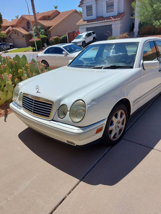 Mercedes-benz-e420-1996-white