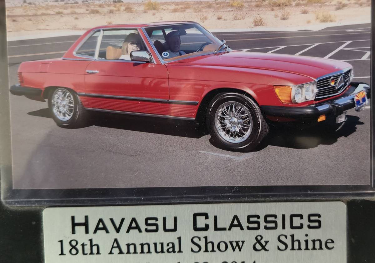 Mercedes-benz-s-class-1976-red-10