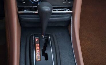 Mercedes-benz-s-class-1976-red-11