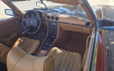 Mercedes-benz-s-class-1976-red-14