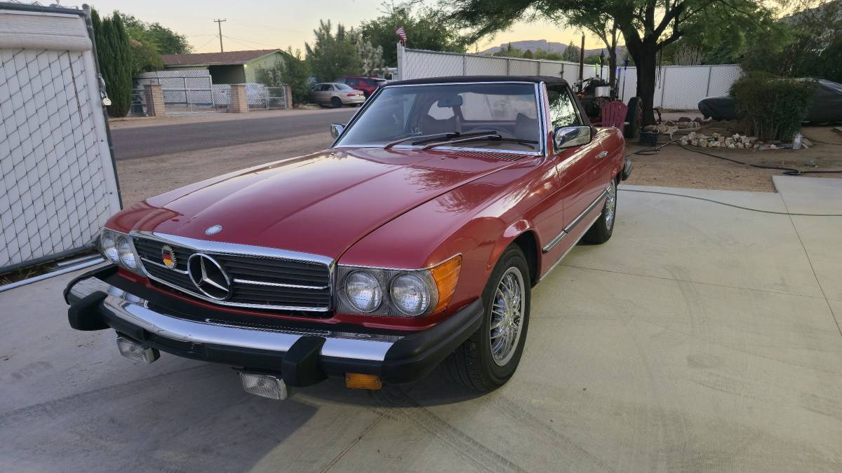 Mercedes-benz-s-class-1976-red-2