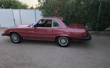 Mercedes-benz-s-class-1976-red