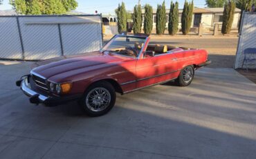 Mercedes-benz-s-class-1976-red-5