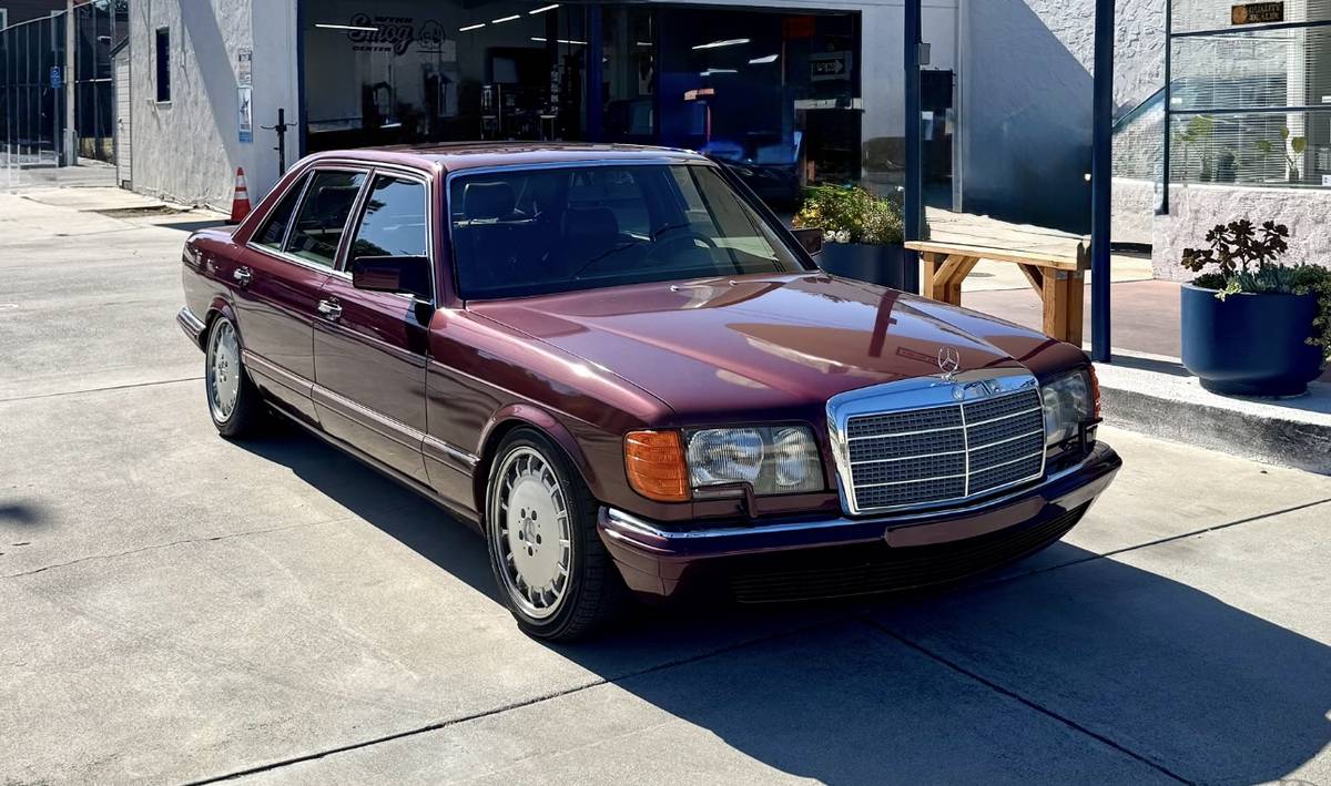 Mercedes-benz-s-class-1991-1