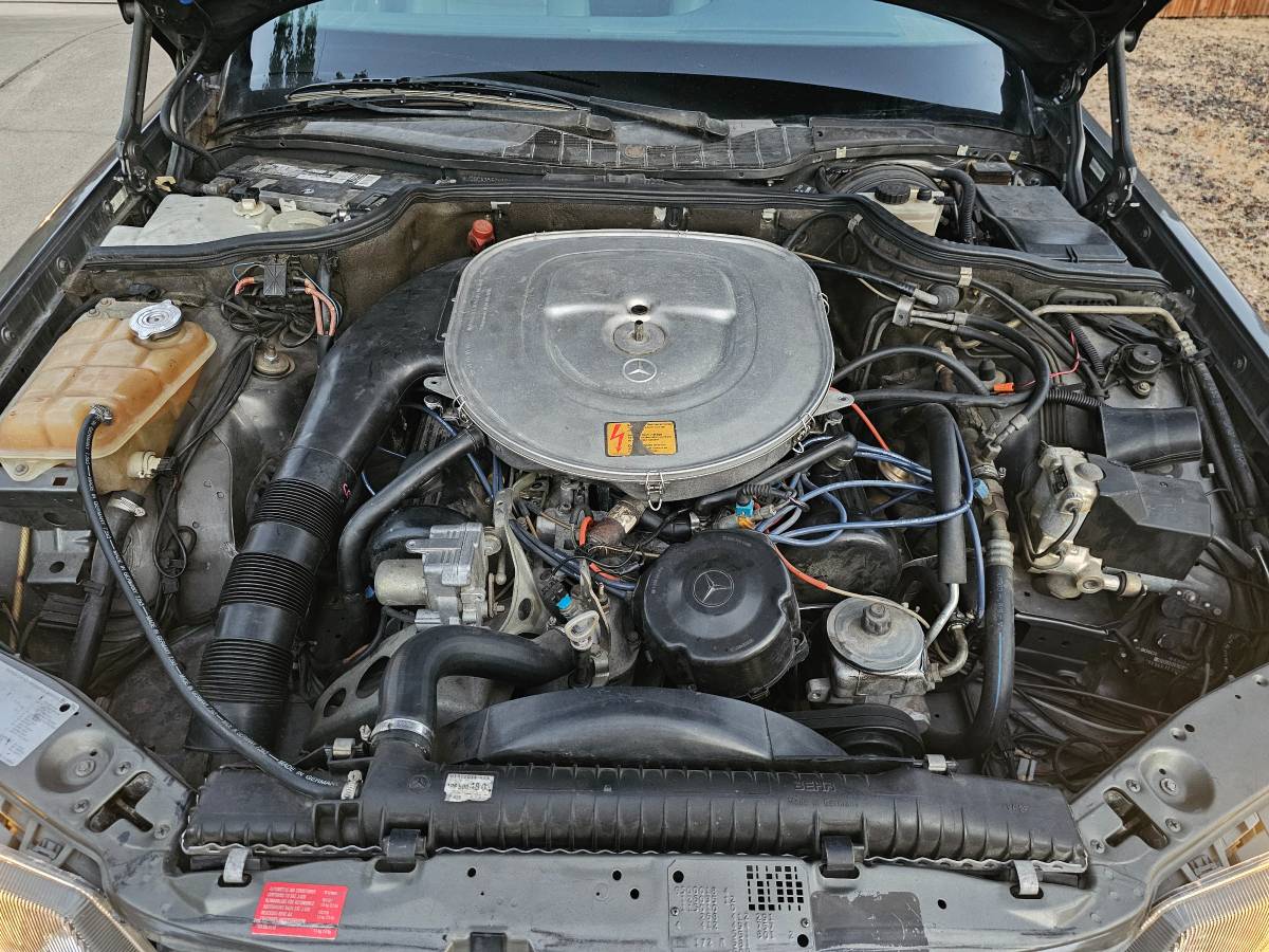 Mercedes-benz-s-class-1991-grey-2