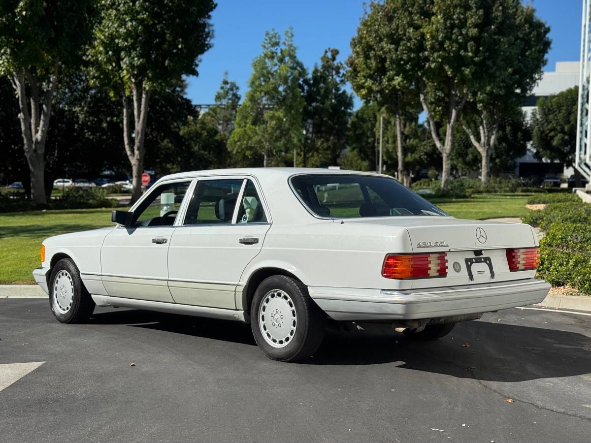 Mercedes-benz-s-class-1991-white-2