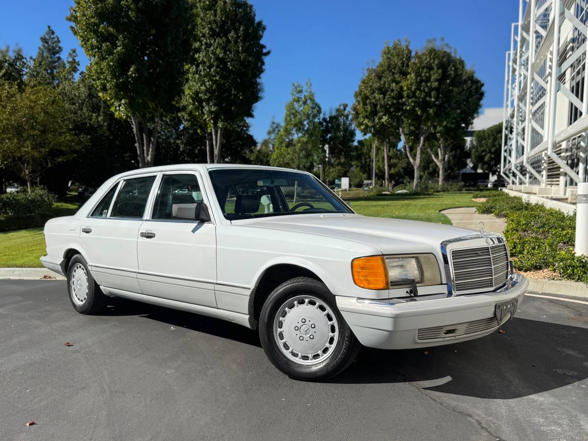 Mercedes-benz-s-class-1991-white-5