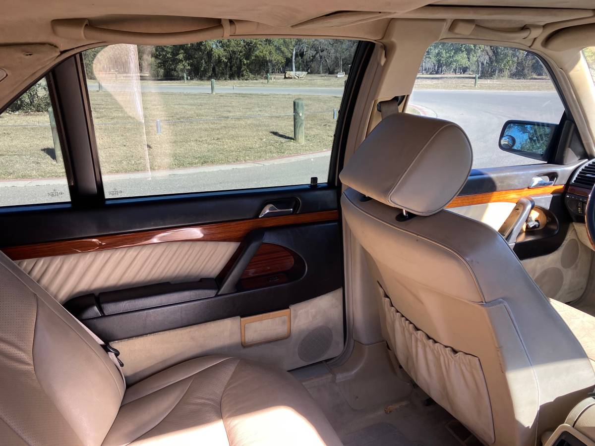 Mercedes-benz-s-class-1994-black-11