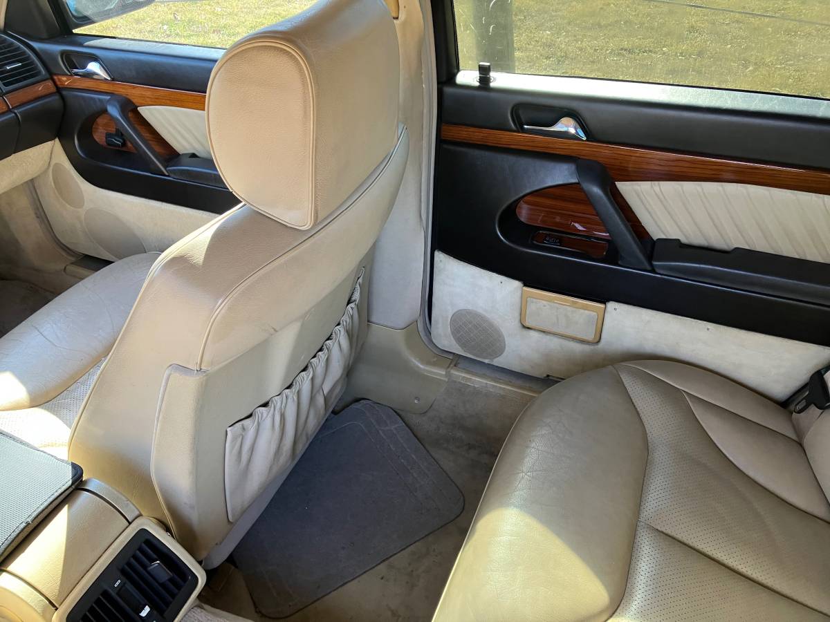 Mercedes-benz-s-class-1994-black-14