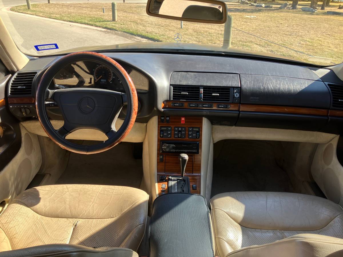 Mercedes-benz-s-class-1994-black-15