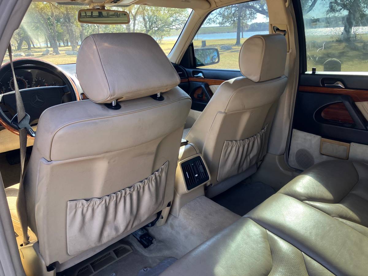 Mercedes-benz-s-class-1994-black-17