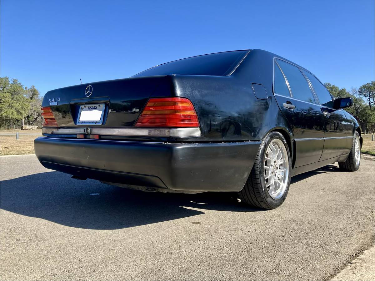 Mercedes-benz-s-class-1994-black-2