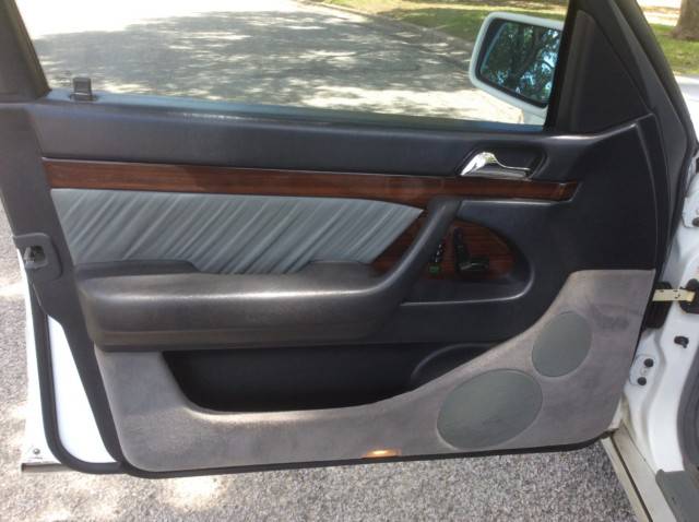 Mercedes-benz-s-class-1995-10